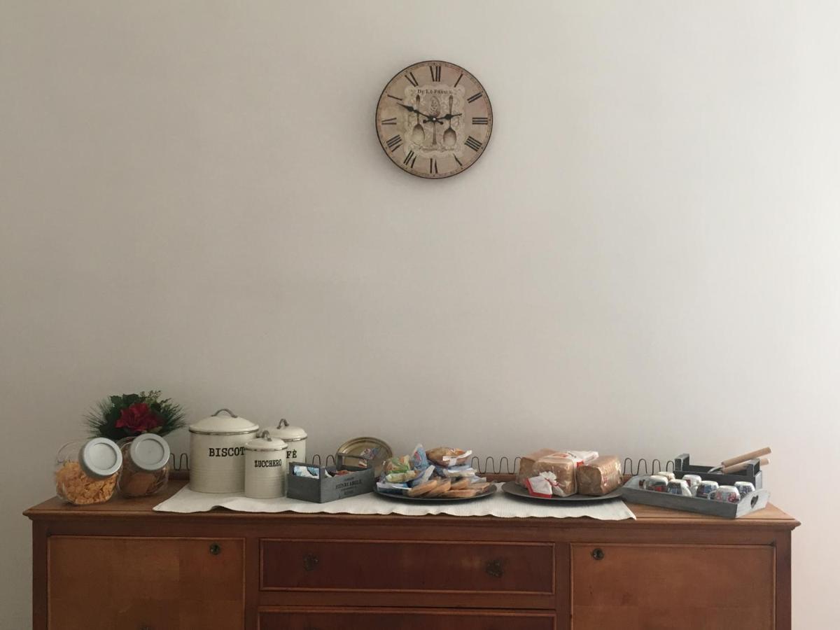 Giu Al Centro Bed & Breakfast Napoli Eksteriør bilde